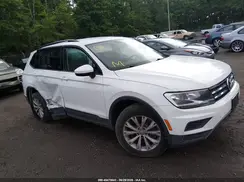 3VV0B7AX0JM098509 2018 VOLKSWAGEN TIGUAN