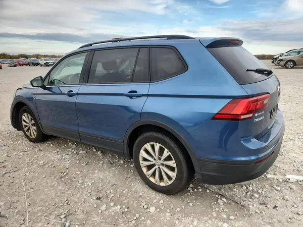3VV0B7AX0JM119228 2018 VOLKSWAGEN TIGUAN - Image 2