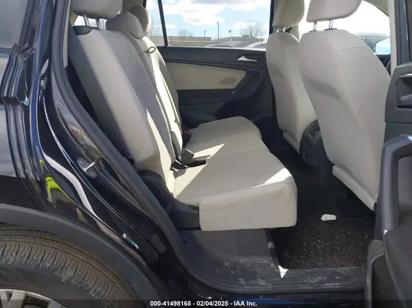 3VV0B7AX0JM124154 2018 VOLKSWAGEN TIGUAN - Image 8