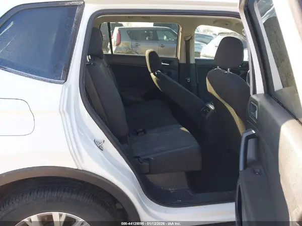 3VV0B7AX0KM026596 2019 VOLKSWAGEN TIGUAN - Image 8