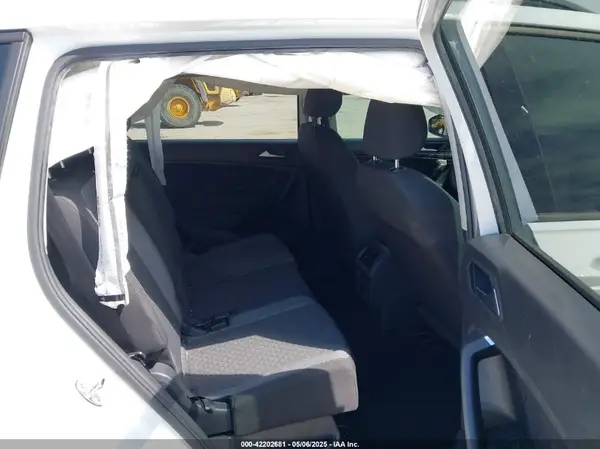 3VV0B7AX0KM027036 2019 VOLKSWAGEN TIGUAN - Image 8