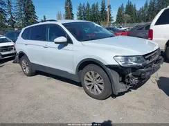 3VV0B7AX0KM038876 2019 VOLKSWAGEN TIGUAN