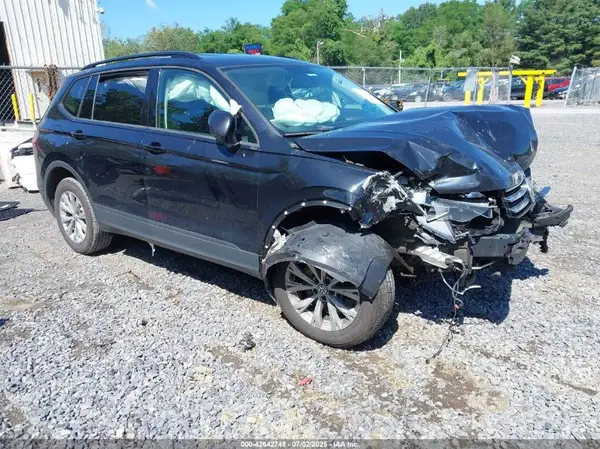 3VV0B7AX0KM164008 2019 VOLKSWAGEN TIGUAN - Image 1