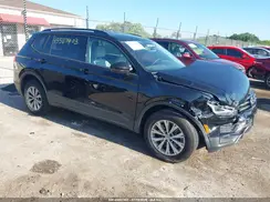 3VV0B7AX0KM179494 2019 VOLKSWAGEN TIGUAN