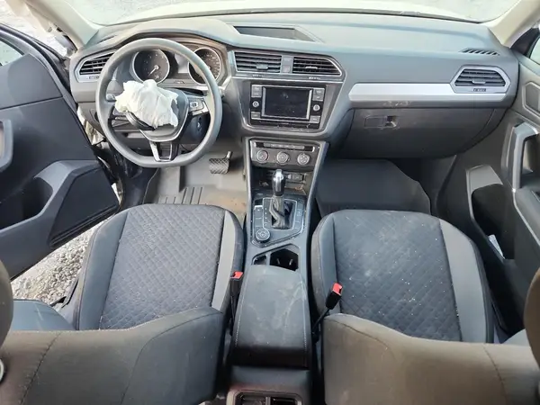 3VV0B7AX0LM058143 2020 VOLKSWAGEN TIGUAN - Image 8
