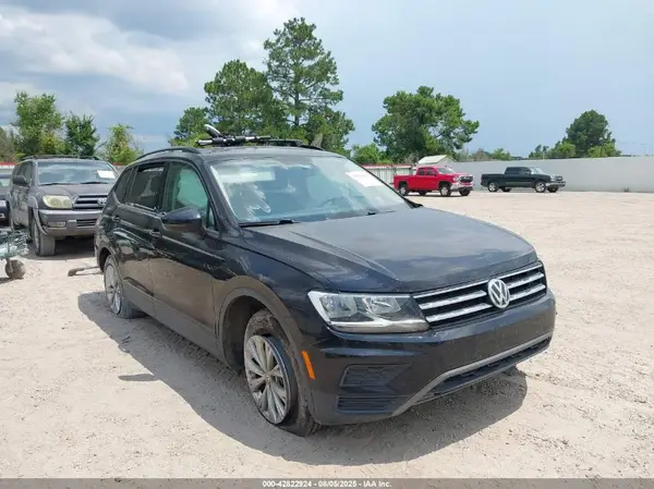 3VV0B7AX0LM085701 2020 VOLKSWAGEN TIGUAN - Image 1