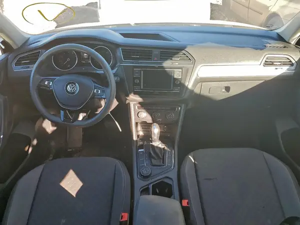 3VV0B7AX0LM095032 2020 VOLKSWAGEN TIGUAN - Image 8