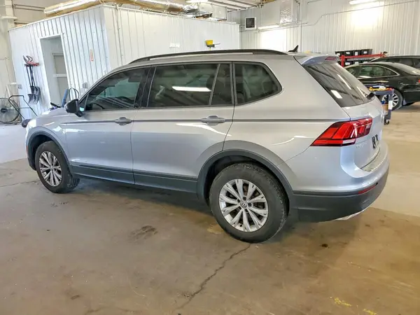 3VV0B7AX0LM148862 2020 VOLKSWAGEN TIGUAN - Image 2