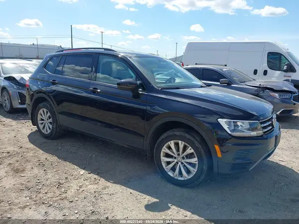 3VV0B7AX0LM151714 2020 VOLKSWAGEN TIGUAN - Image 1