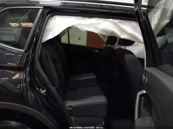 3VV0B7AX0LM179366 2020 VOLKSWAGEN TIGUAN - Image 8