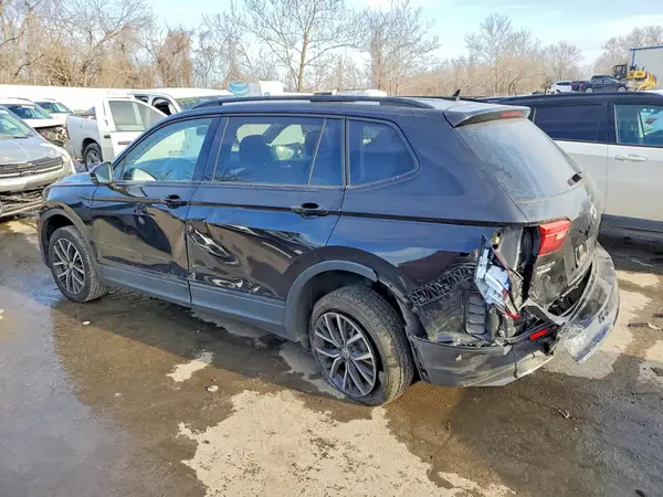 3VV0B7AX0MM001426 2021 VOLKSWAGEN TIGUAN - Image 2