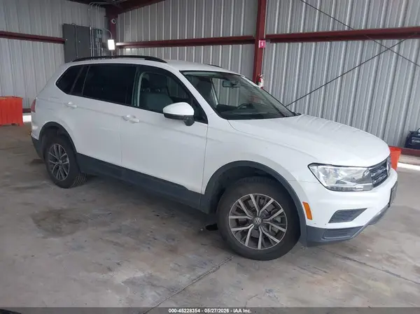 3VV0B7AX0MM060203 2021 VOLKSWAGEN TIGUAN - Image 1