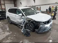 3VV0B7AX0NM097270 2022 VOLKSWAGEN TIGUAN