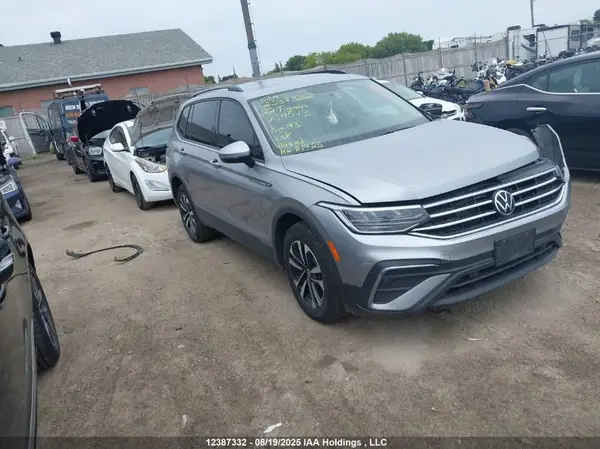 3VV0B7AX0NM119543 2022 VOLKSWAGEN TIGUAN - Image 1