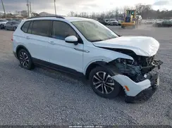 3VV0B7AX0NM121793 2022 VOLKSWAGEN TIGUAN