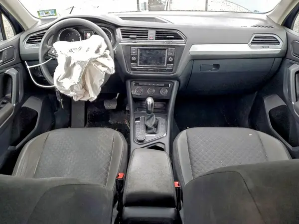 3VV0B7AX1JM011121 2018 VOLKSWAGEN TIGUAN - Image 8