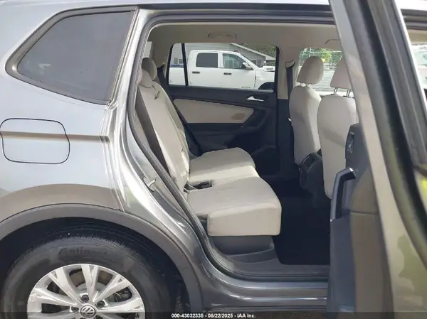 3VV0B7AX1JM014150 2018 VOLKSWAGEN TIGUAN - Image 8