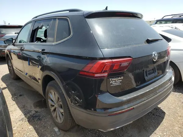 3VV0B7AX1JM019574 2018 VOLKSWAGEN TIGUAN - Image 2