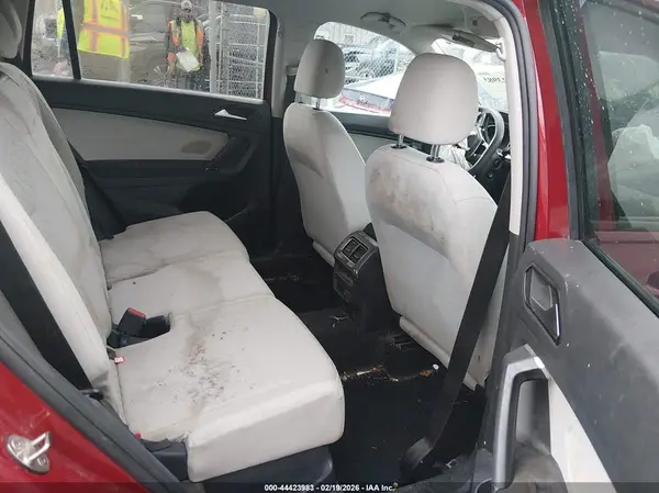 3VV0B7AX1JM021096 2018 VOLKSWAGEN TIGUAN - Image 8