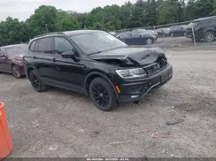 3VV0B7AX1JM022894 2018 VOLKSWAGEN TIGUAN