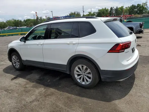 3VV0B7AX1JM082044 2018 VOLKSWAGEN TIGUAN - Image 2