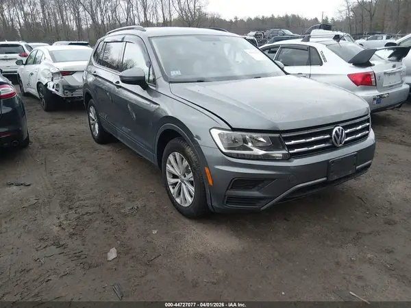 3VV0B7AX1JM111784 2018 VOLKSWAGEN TIGUAN - Image 1