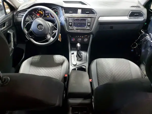 3VV0B7AX1JM112157 2018 VOLKSWAGEN TIGUAN - Image 8