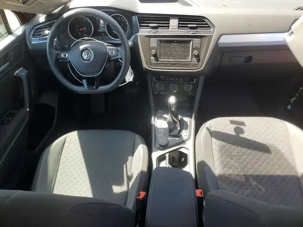 3VV0B7AX1JM133350 2018 VOLKSWAGEN TIGUAN - Image 8