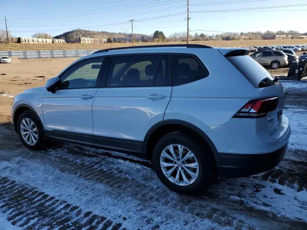 3VV0B7AX1KM024727 2019 VOLKSWAGEN TIGUAN - Image 2