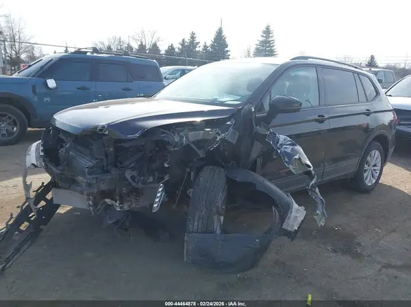 3VV0B7AX1KM032648 2019 VOLKSWAGEN TIGUAN - Image 2