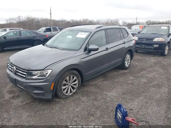 3VV0B7AX1KM046808 2019 VOLKSWAGEN TIGUAN - Image 2
