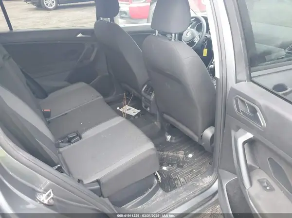 3VV0B7AX1KM046808 2019 VOLKSWAGEN TIGUAN - Image 8