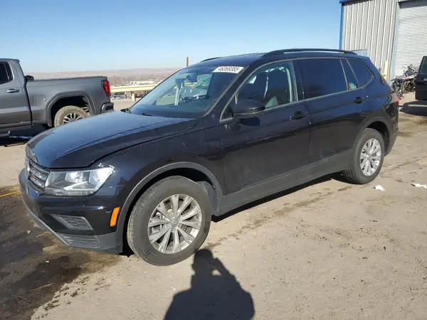 3VV0B7AX1KM110572 2019 VOLKSWAGEN TIGUAN - Image 1