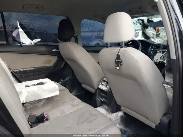 3VV0B7AX1LM046003 2020 VOLKSWAGEN TIGUAN - Image 8