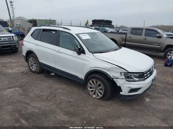 3VV0B7AX1LM066056 2020 VOLKSWAGEN TIGUAN - Image 1