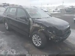 3VV0B7AX1LM113621 2020 VOLKSWAGEN TIGUAN