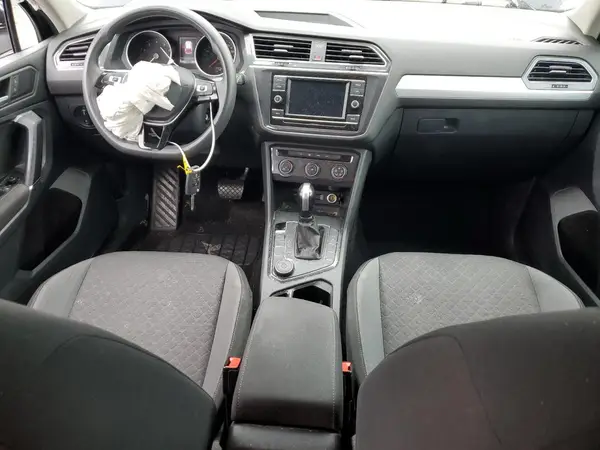3VV0B7AX1LM135103 2020 VOLKSWAGEN TIGUAN - Image 8