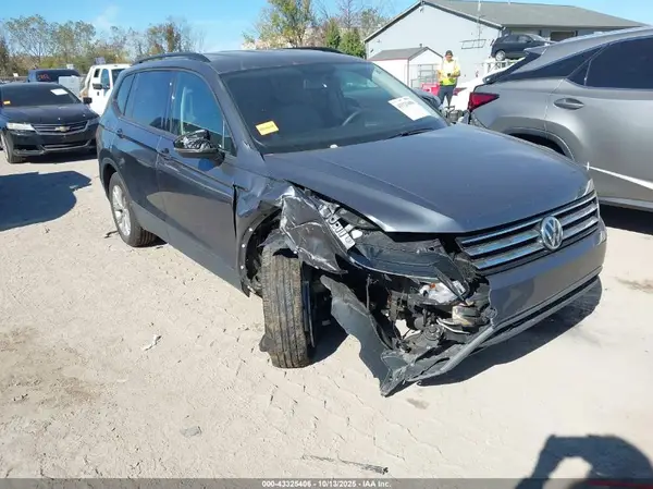 3VV0B7AX1LM178419 2020 VOLKSWAGEN TIGUAN - Image 1