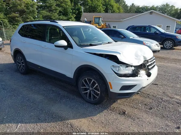 3VV0B7AX1MM000382 2021 VOLKSWAGEN TIGUAN - Image 1