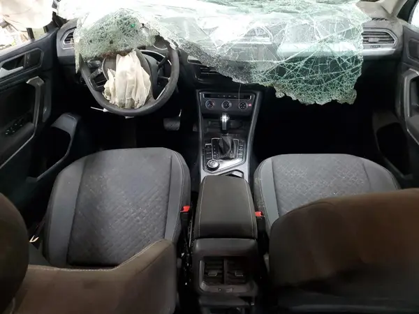 3VV0B7AX1MM155644 2021 VOLKSWAGEN TIGUAN - Image 8