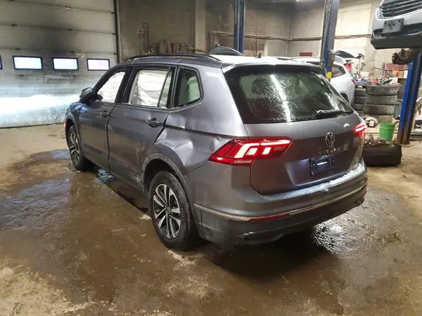 3VV0B7AX1NM114934 2022 VOLKSWAGEN TIGUAN - Image 2