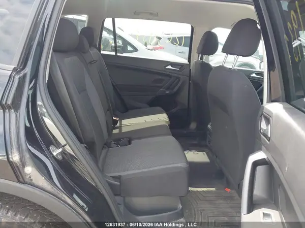 3VV0B7AX2JM008681 2018 VOLKSWAGEN TIGUAN - Image 8
