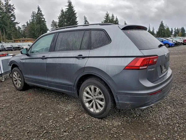 3VV0B7AX2JM011466 2018 VOLKSWAGEN TIGUAN - Image 2
