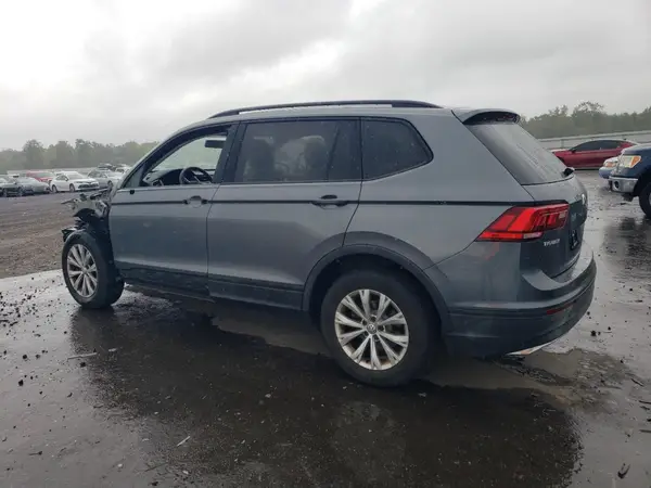 3VV0B7AX2JM017073 2018 VOLKSWAGEN TIGUAN - Image 2