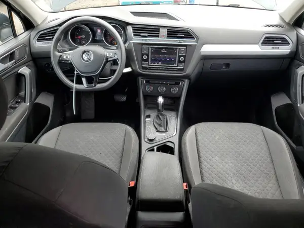 3VV0B7AX2JM017137 2018 VOLKSWAGEN TIGUAN - Image 8