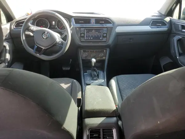 3VV0B7AX2JM019924 2018 VOLKSWAGEN TIGUAN - Image 8
