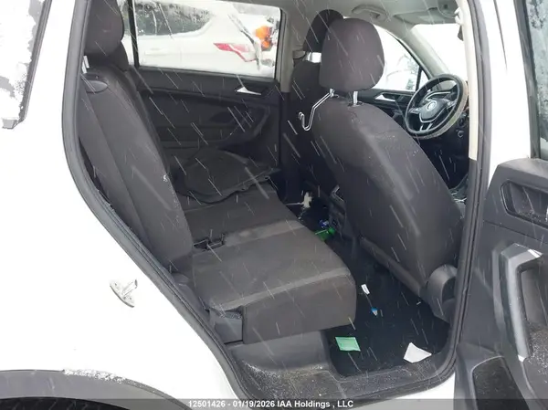 3VV0B7AX2JM042412 2018 VOLKSWAGEN TIGUAN - Image 8