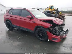 3VV0B7AX2JM045214 2018 VOLKSWAGEN TIGUAN