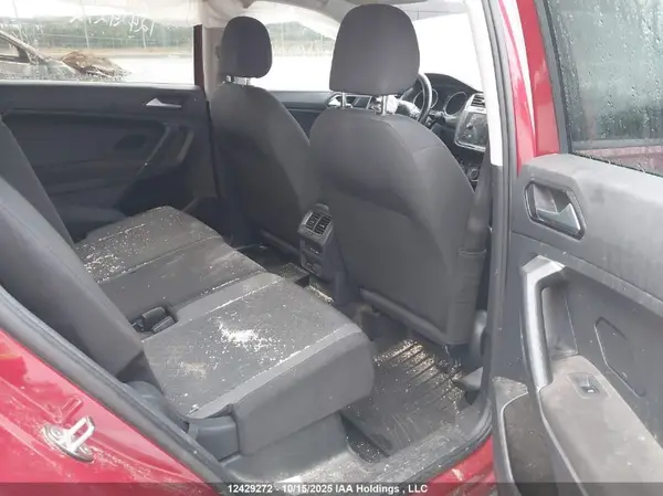 3VV0B7AX2JM045214 2018 VOLKSWAGEN TIGUAN - Image 8
