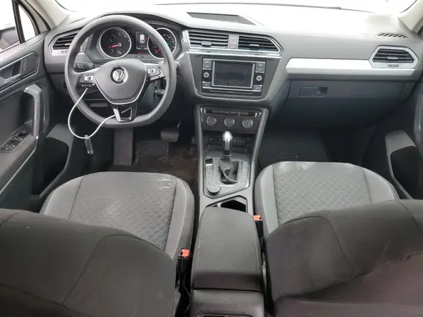 3VV0B7AX2JM063986 2018 VOLKSWAGEN TIGUAN - Image 8
